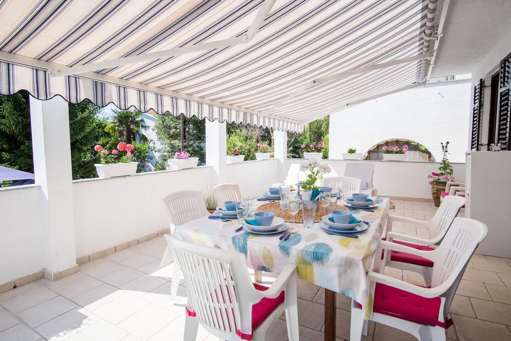 Apartment Katarina Малинска Номер фото